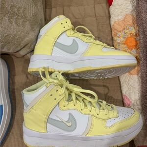 Nike Women’s Size 9 Sneakers